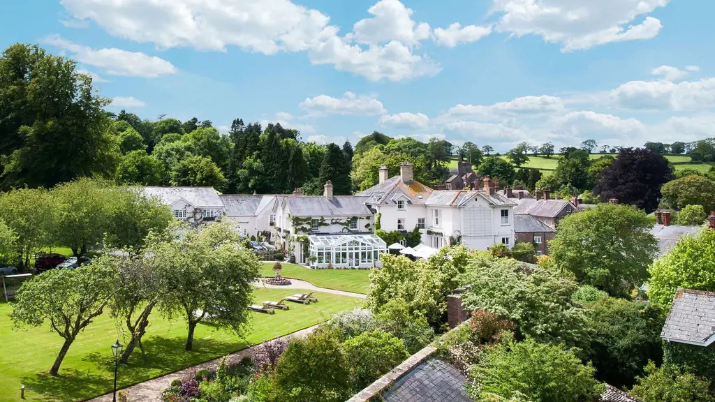 Summer Lodge Country House Hotel